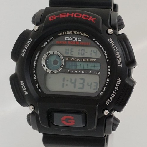 Casio 9052 wristwatch used - wristwatch,